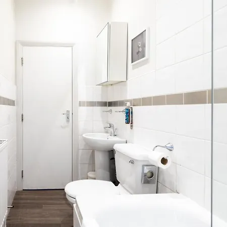 Kula London - Victoria Apartment Exterior photo